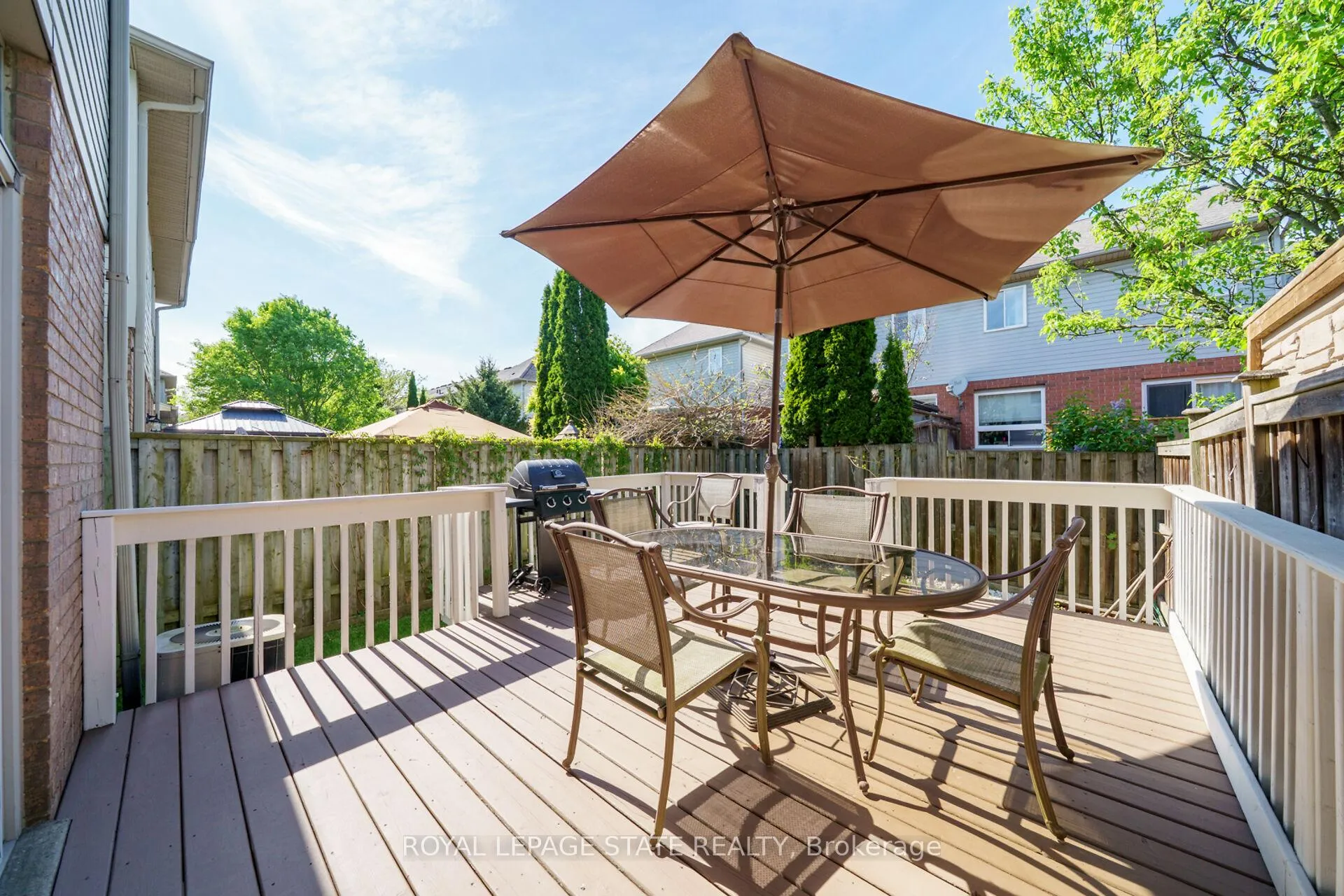 Photo 41 of 49 Morwick Drive, Hamilton, Ancaster — HOMEH