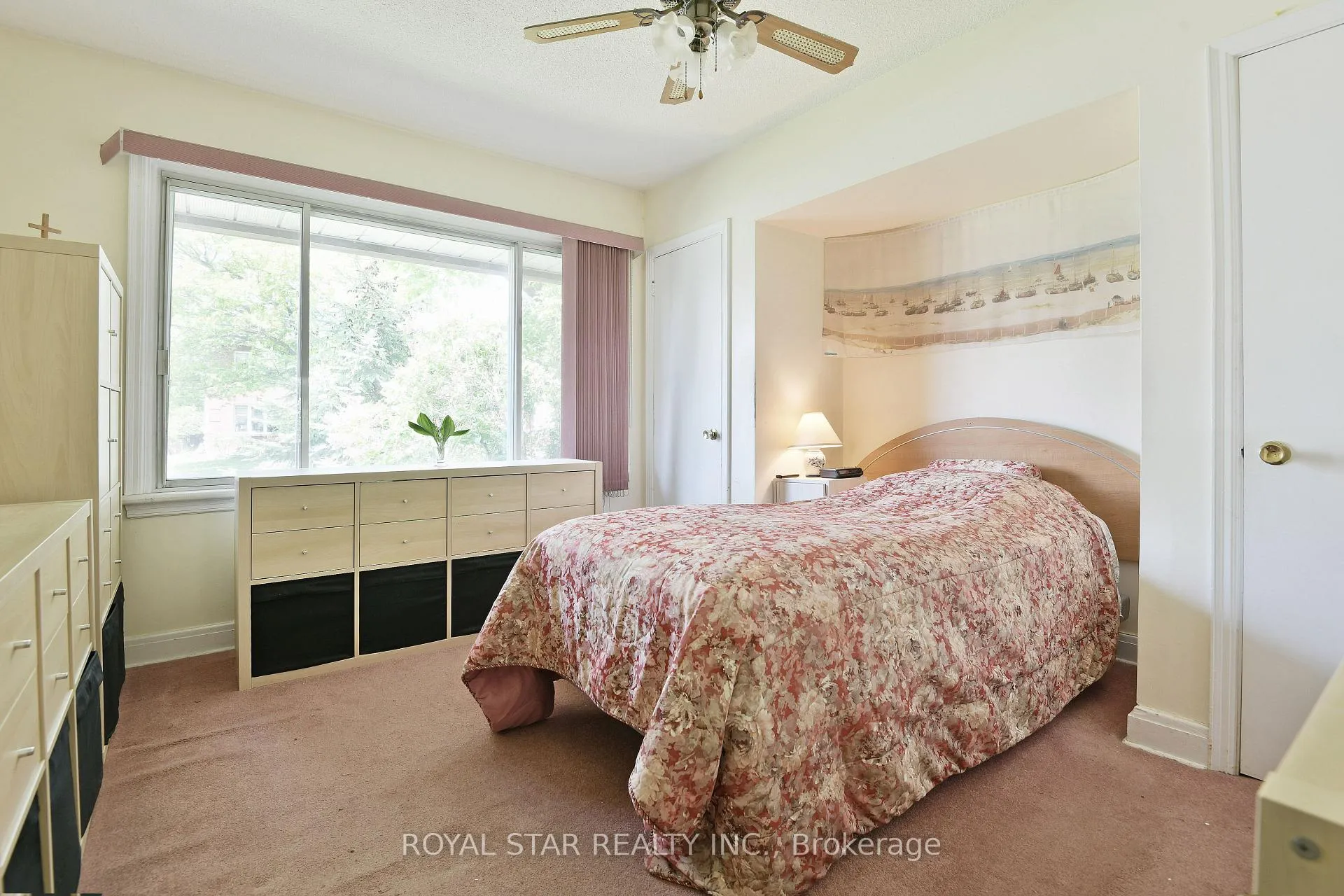Photo 12 of 84 St Claire Avenue, Ottawa, Meadowlands/St. Claire Gardens — HOMEH