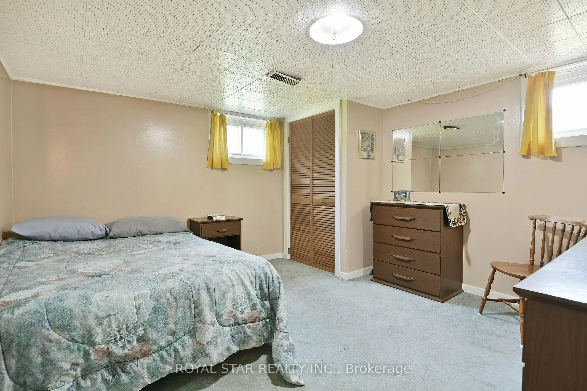 Photo 25 of 84 St Claire Avenue, Ottawa, Meadowlands/St. Claire Gardens — HOMEH