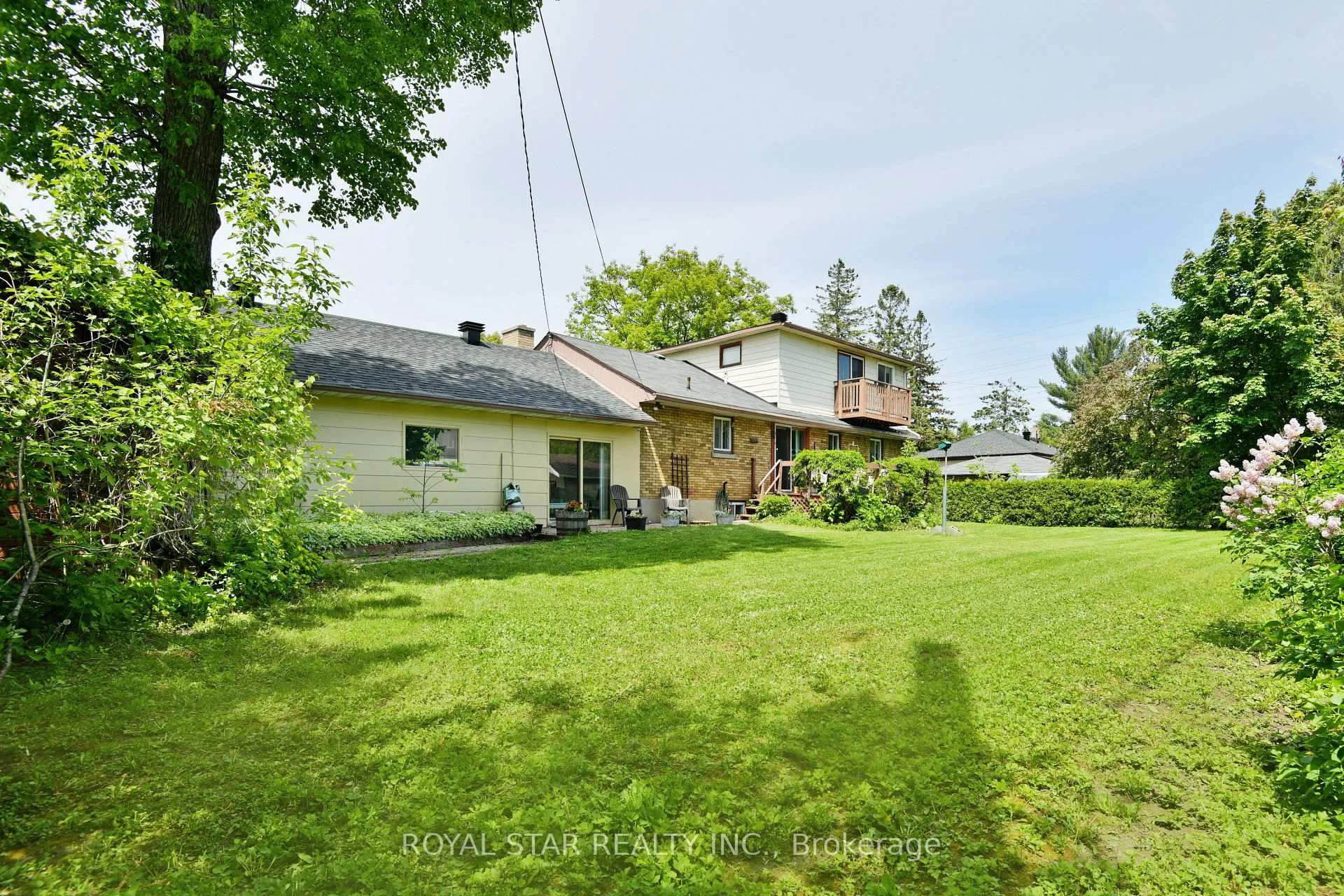 Photo 31 of 84 St Claire Avenue, Ottawa, Meadowlands/St. Claire Gardens — HOMEH