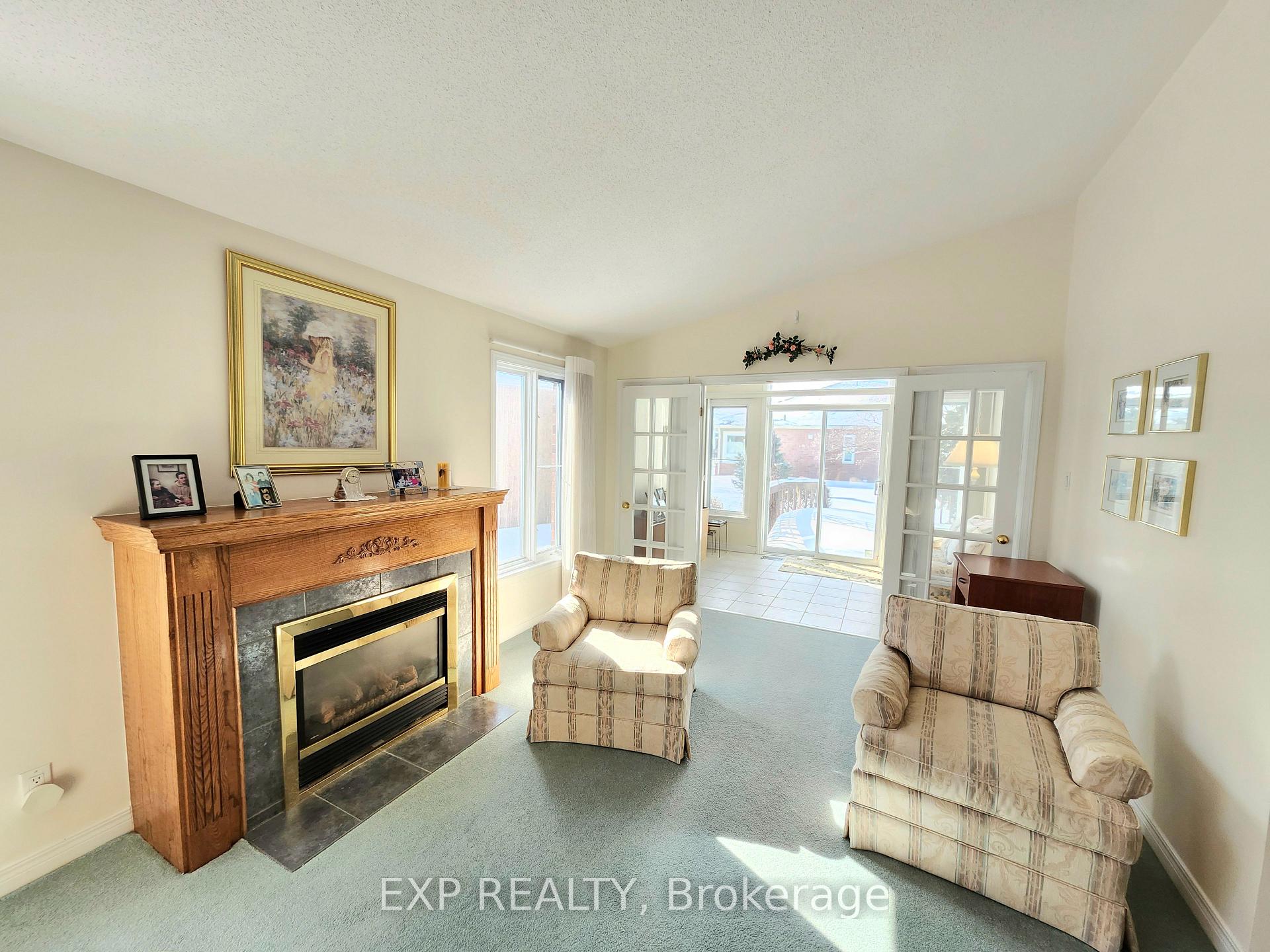 Photo 14 of 4453 Bittersweet Place, Ottawa, Riverside South/Gloucester Glen — HOMEH