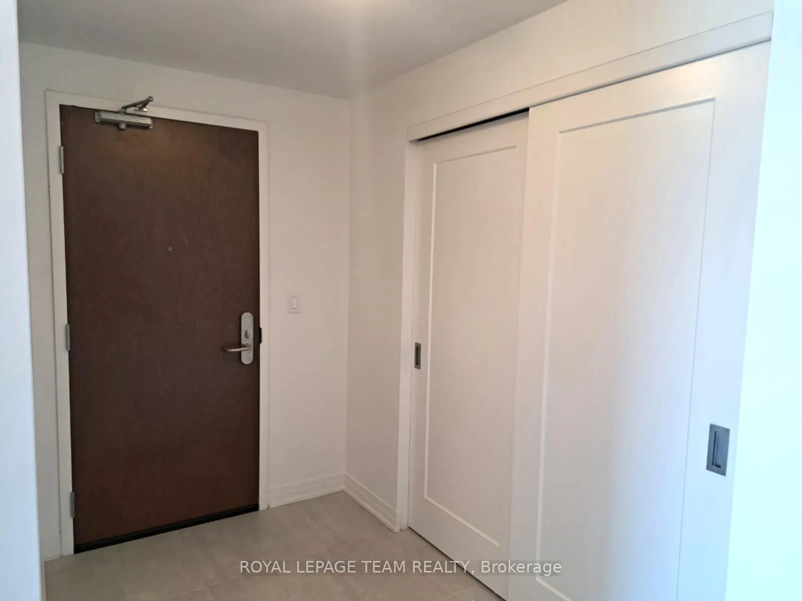Photo 7 of Unit 1502, 805 Carling Avenue, Ottawa, West Centre Town — HOMEH