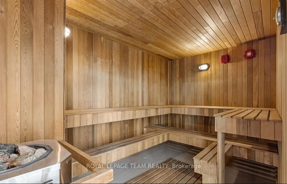 Photo 17 of Unit 1502, 805 Carling Avenue, Ottawa, West Centre Town — HOMEH
