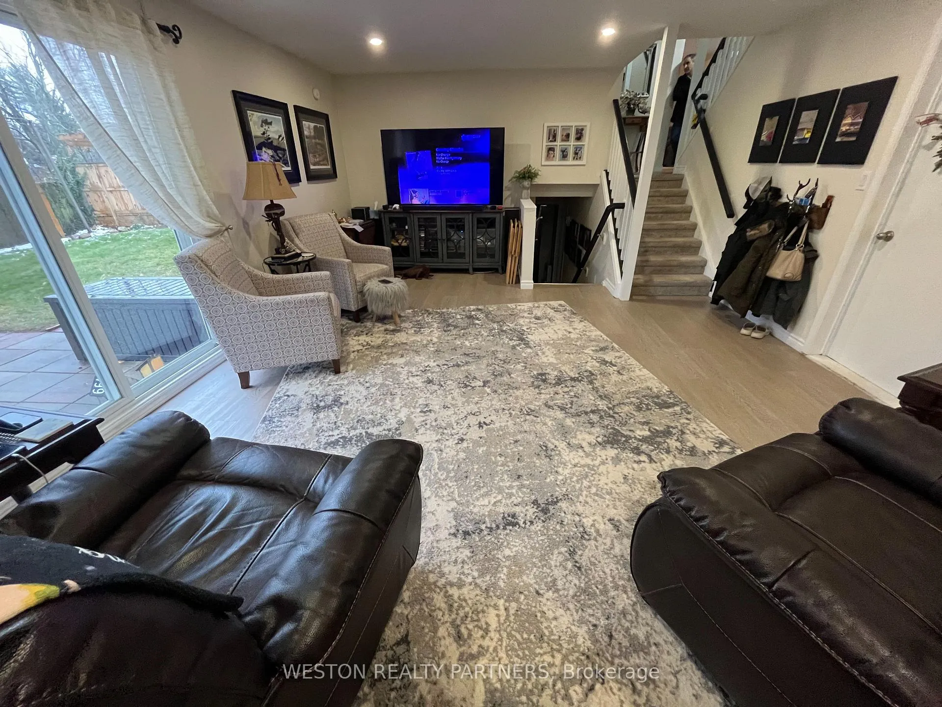 Photo 7 of 52 Debora Drive, Grimsby, Grimsby East — HOMEH