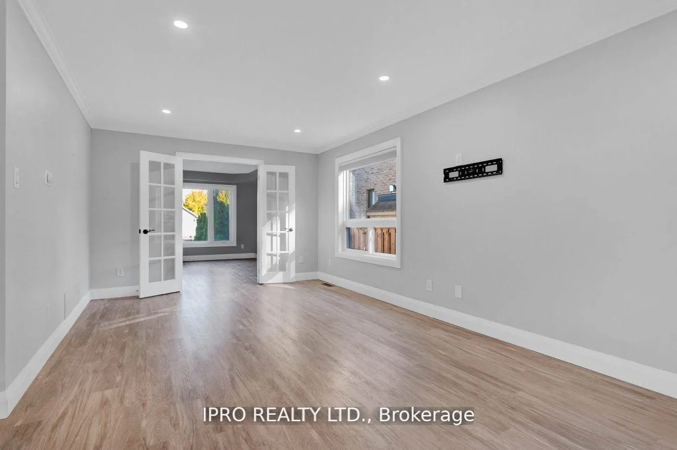 Photo 10 of 23 Grants Way, Barrie, Ardagh — HOMEH