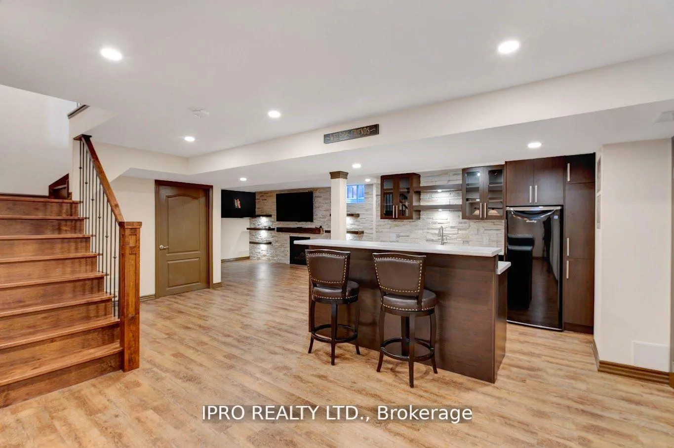 Photo 23 of 23 Grants Way, Barrie, Ardagh — HOMEH