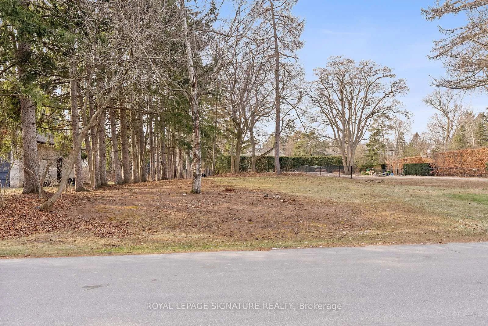 Photo 4 of 38B Dove Lane, Markham, Thornhill — HOMEH