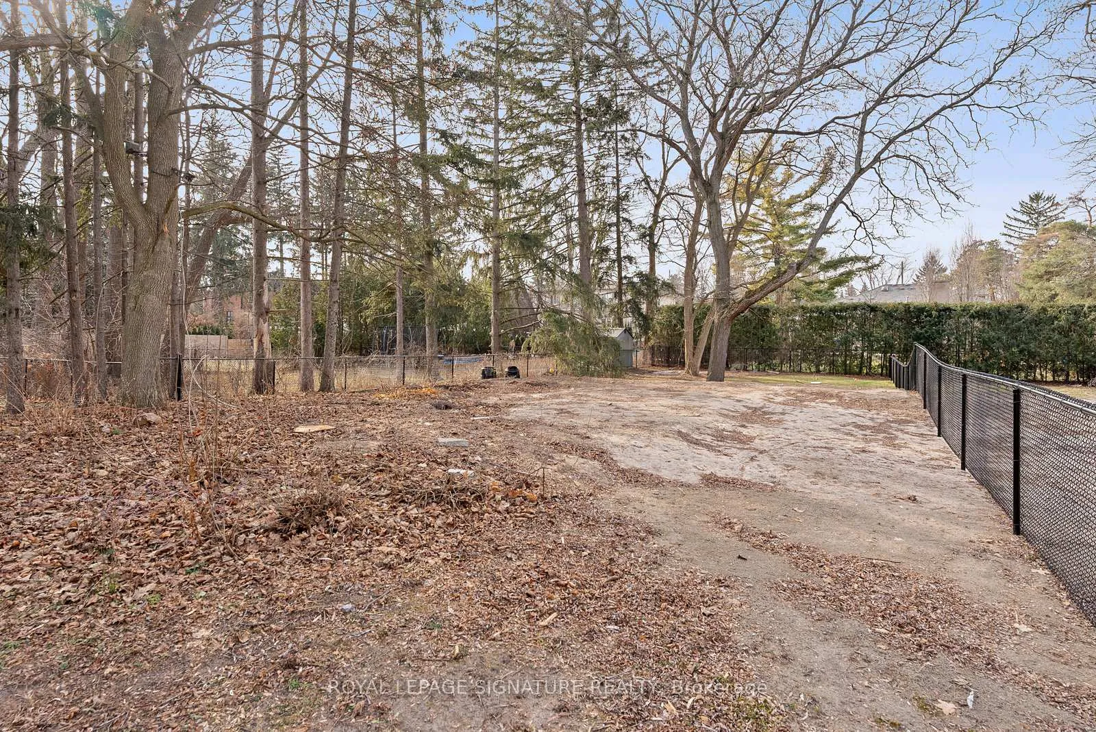 Photo 6 of 38B Dove Lane, Markham, Thornhill — HOMEH