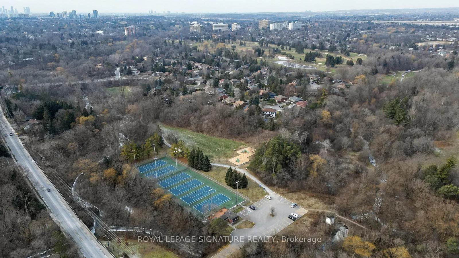 Photo 20 of 38B Dove Lane, Markham, Thornhill — HOMEH