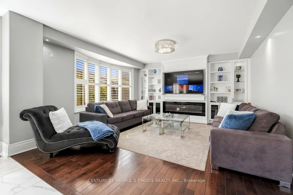 Photo 4 of 318 Laundon Terrace, Milton, Scott — HOMEH