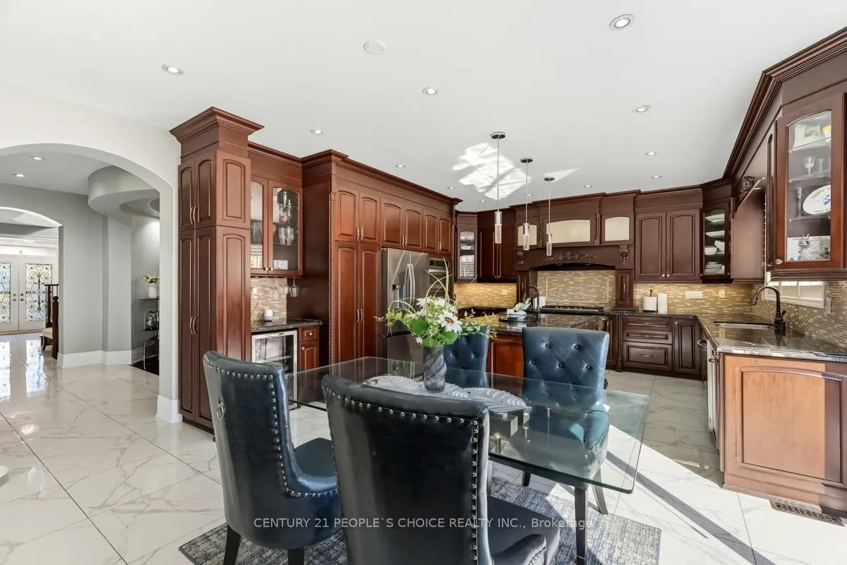 Photo 13 of 318 Laundon Terrace, Milton, Scott — HOMEH