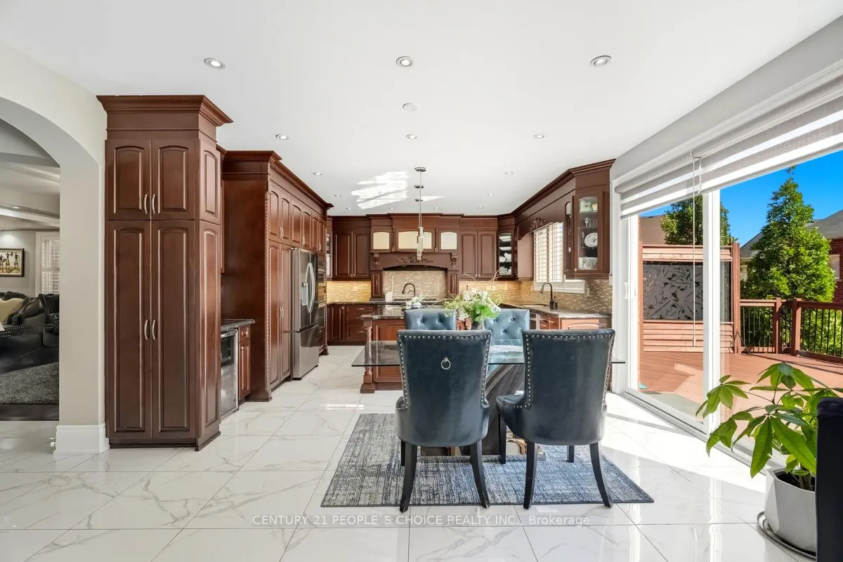 Photo 14 of 318 Laundon Terrace, Milton, Scott — HOMEH