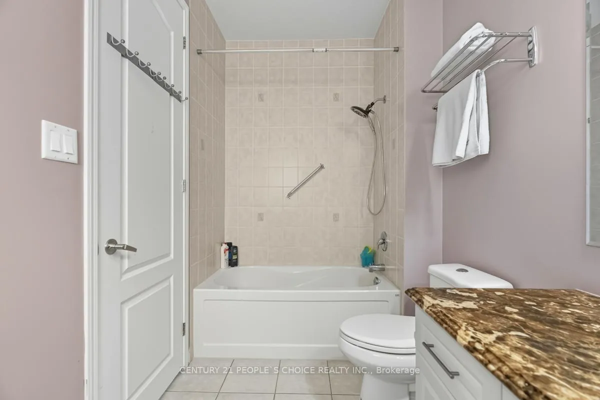 Photo 25 of 318 Laundon Terrace, Milton, Scott — HOMEH