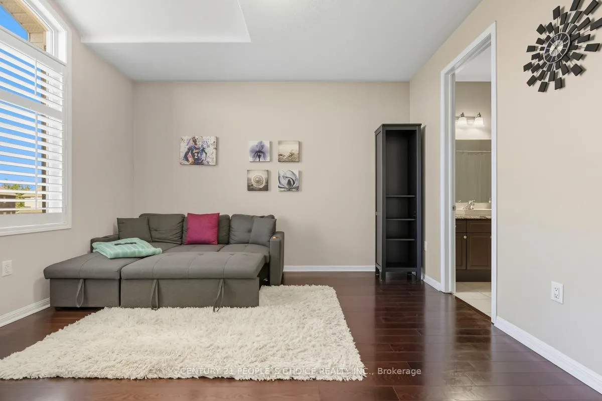 Photo 27 of 318 Laundon Terrace, Milton, Scott — HOMEH