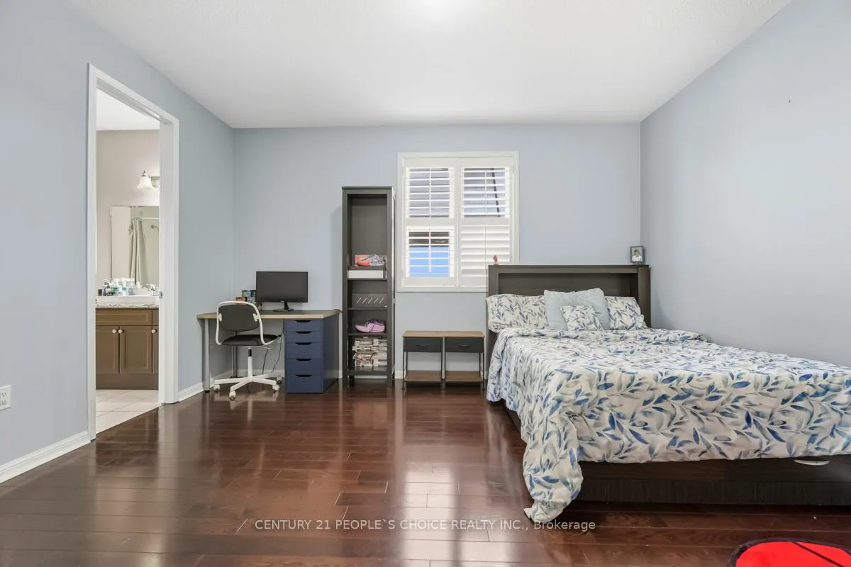 Photo 29 of 318 Laundon Terrace, Milton, Scott — HOMEH