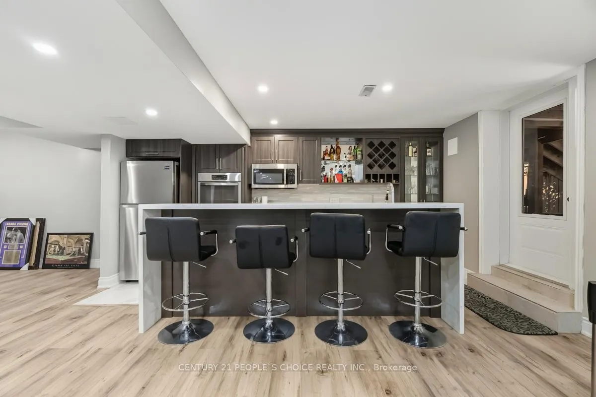 Photo 34 of 318 Laundon Terrace, Milton, Scott — HOMEH