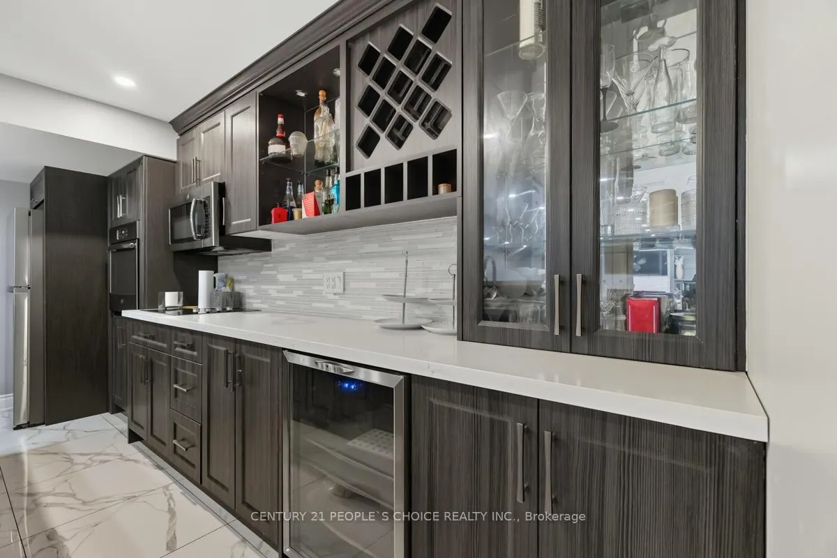 Photo 35 of 318 Laundon Terrace, Milton, Scott — HOMEH
