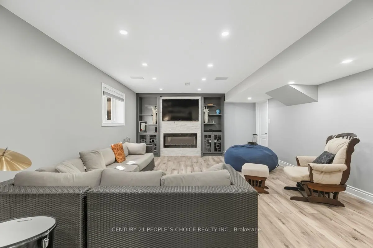 Photo 38 of 318 Laundon Terrace, Milton, Scott — HOMEH