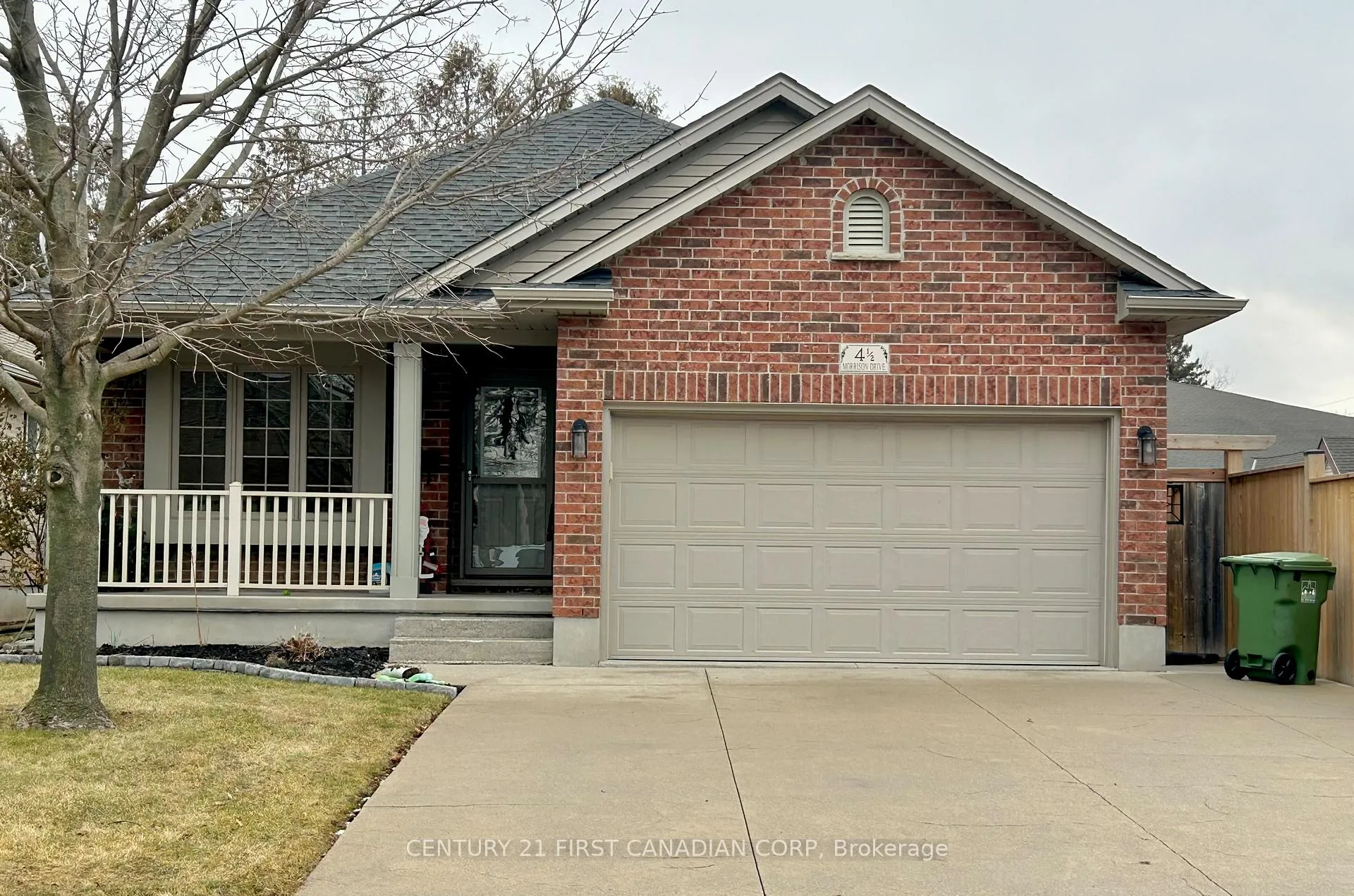 Photo 1 of 4.5 Morrison Drive, St. Thomas — HOMEH