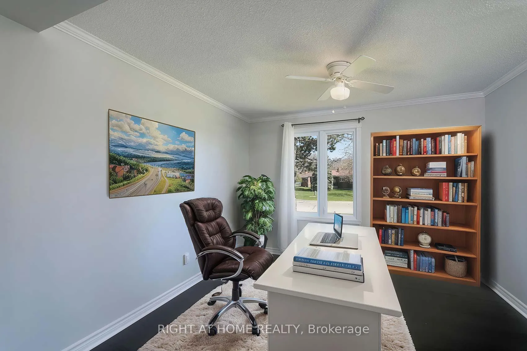Photo 21 of 17 Oak Street, New Tecumseth, Alliston — HOMEH