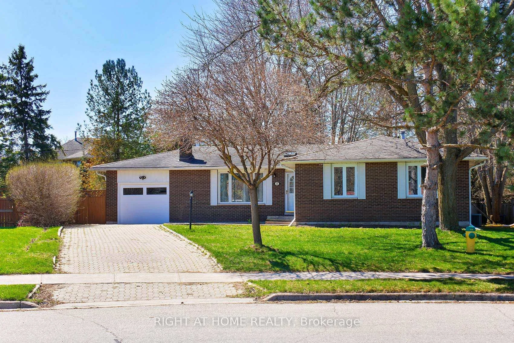 Photo 50 of 17 Oak Street, New Tecumseth, Alliston — HOMEH