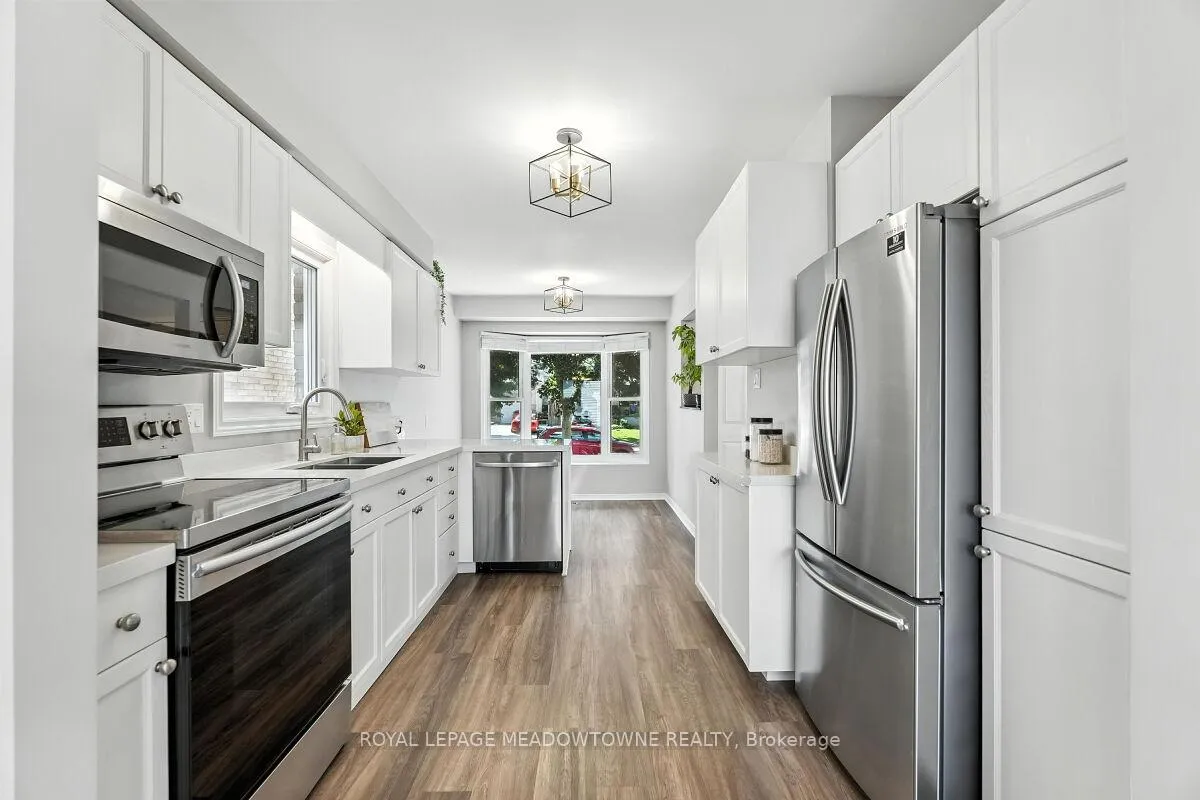 Photo 1 of 3 Lyton Crescent, Hamilton, Stoney Creek — HOMEH
