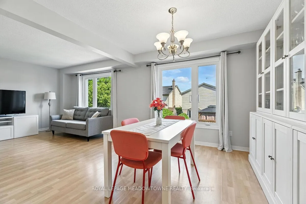 Photo 12 of 3 Lyton Crescent, Hamilton, Stoney Creek — HOMEH