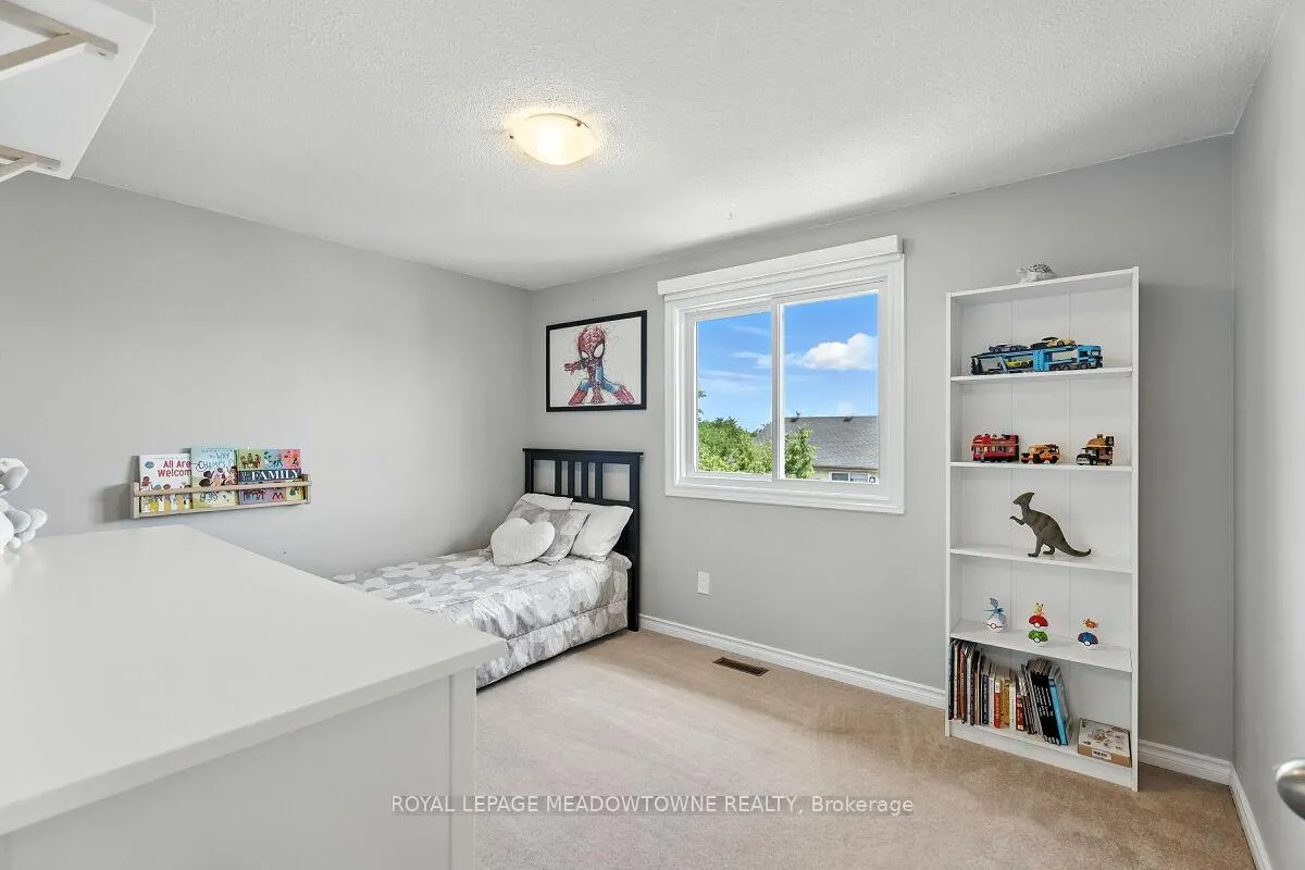 Photo 23 of 3 Lyton Crescent, Hamilton, Stoney Creek — HOMEH