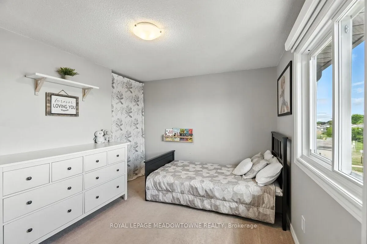 Photo 24 of 3 Lyton Crescent, Hamilton, Stoney Creek — HOMEH