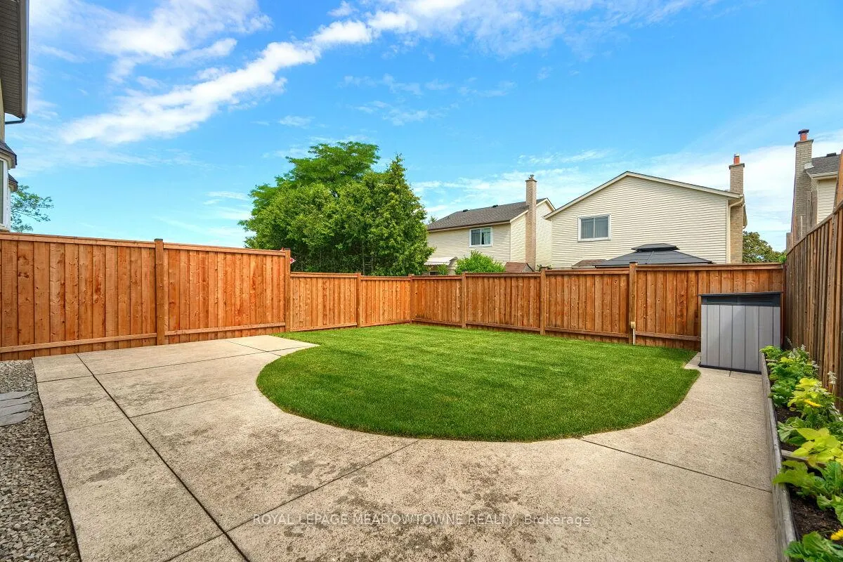 Photo 35 of 3 Lyton Crescent, Hamilton, Stoney Creek — HOMEH