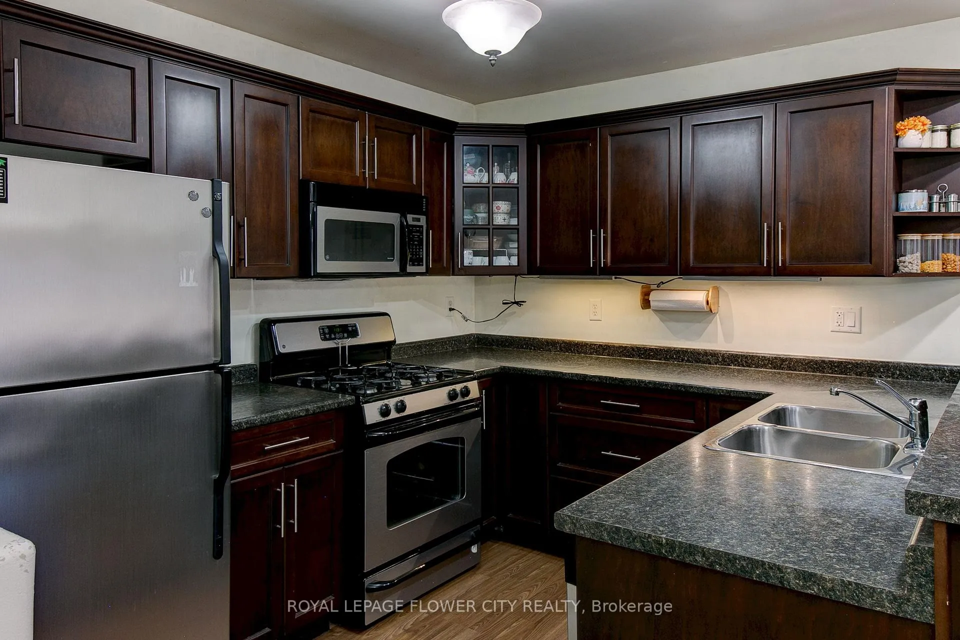 Photo 13 of 1391 Crosswinds Drive, Lakeshore — HOMEH