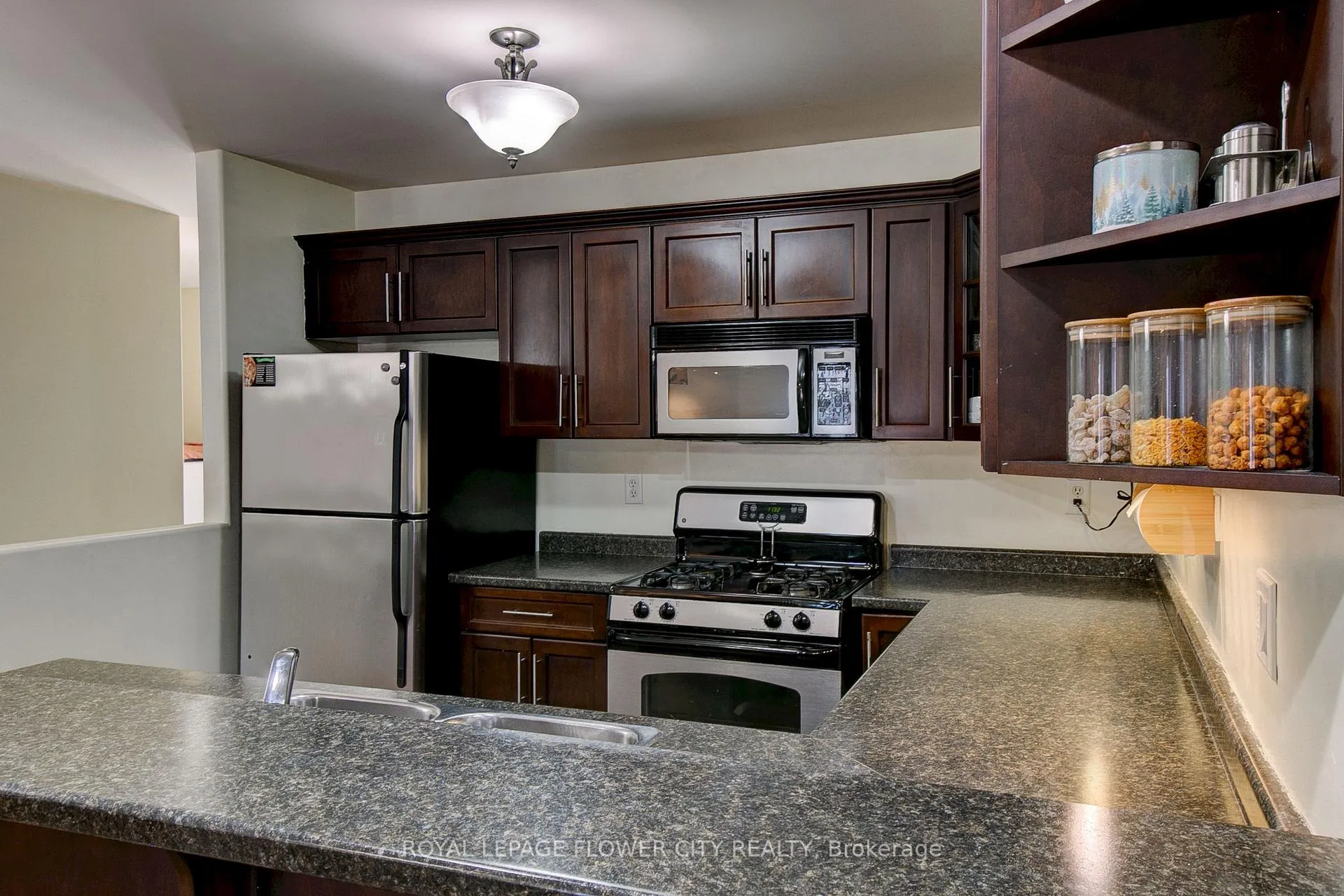 Photo 15 of 1391 Crosswinds Drive, Lakeshore — HOMEH