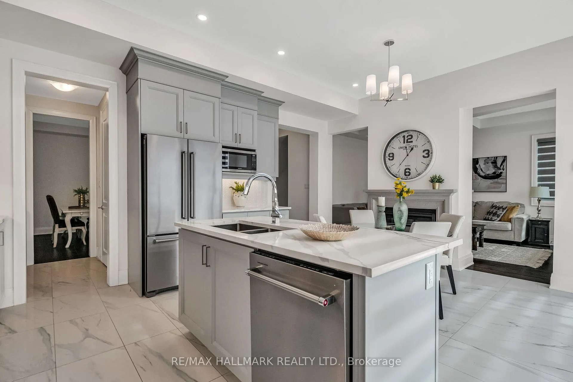 Photo 15 of 17 Brant Drive, Vaughan, Vellore Village — HOMEH