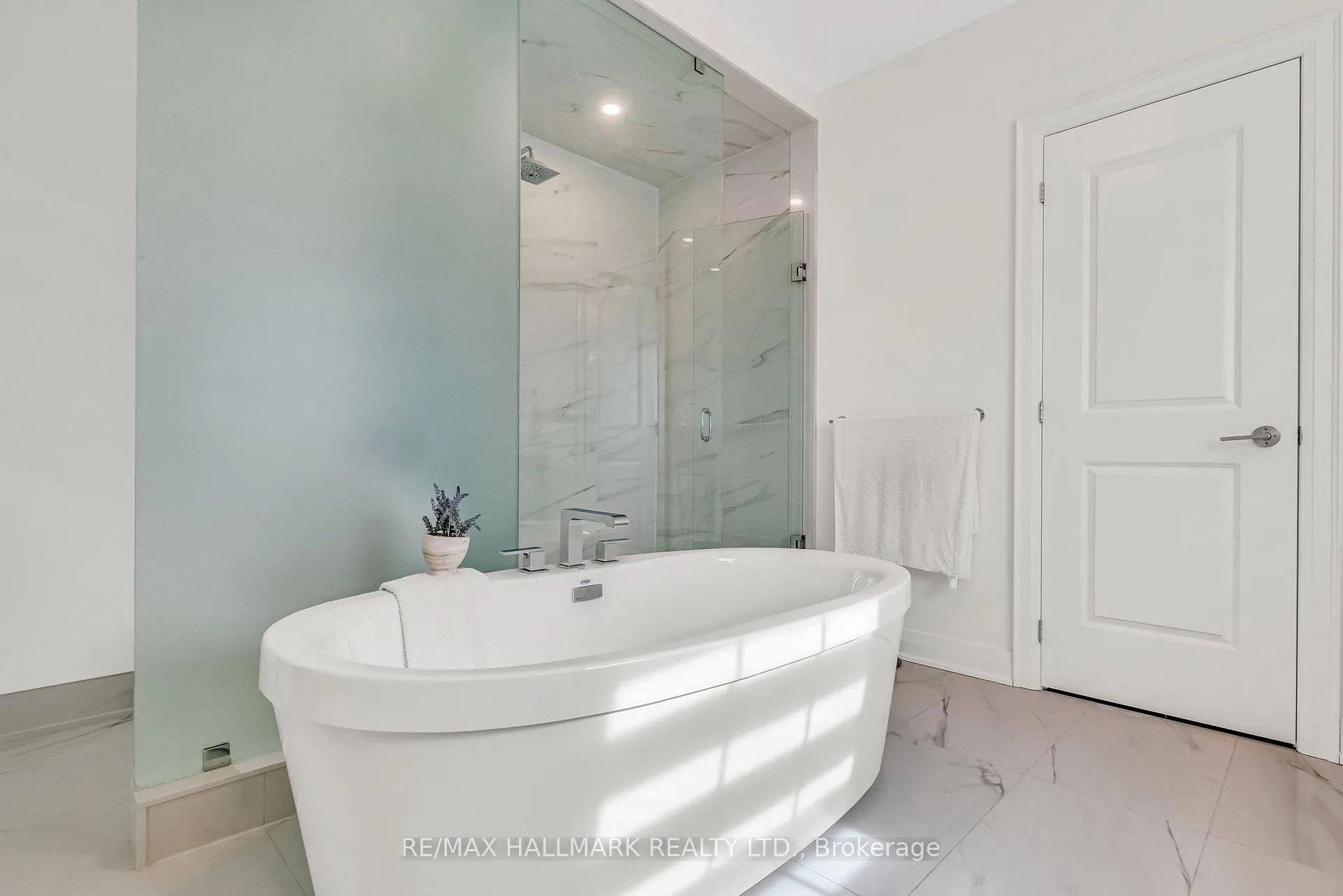 Photo 31 of 17 Brant Drive, Vaughan, Vellore Village — HOMEH