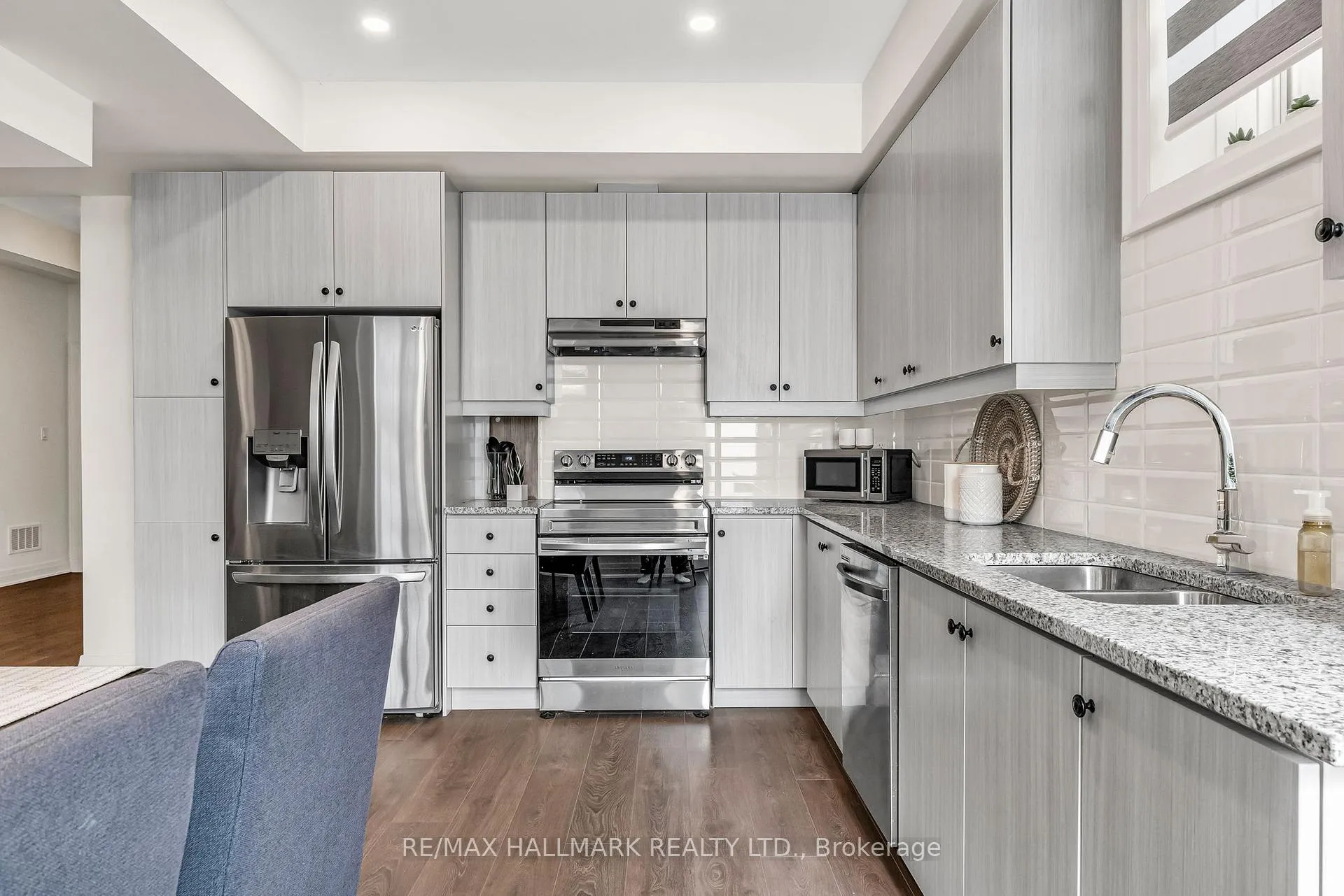 Photo 44 of 17 Brant Drive, Vaughan, Vellore Village — HOMEH