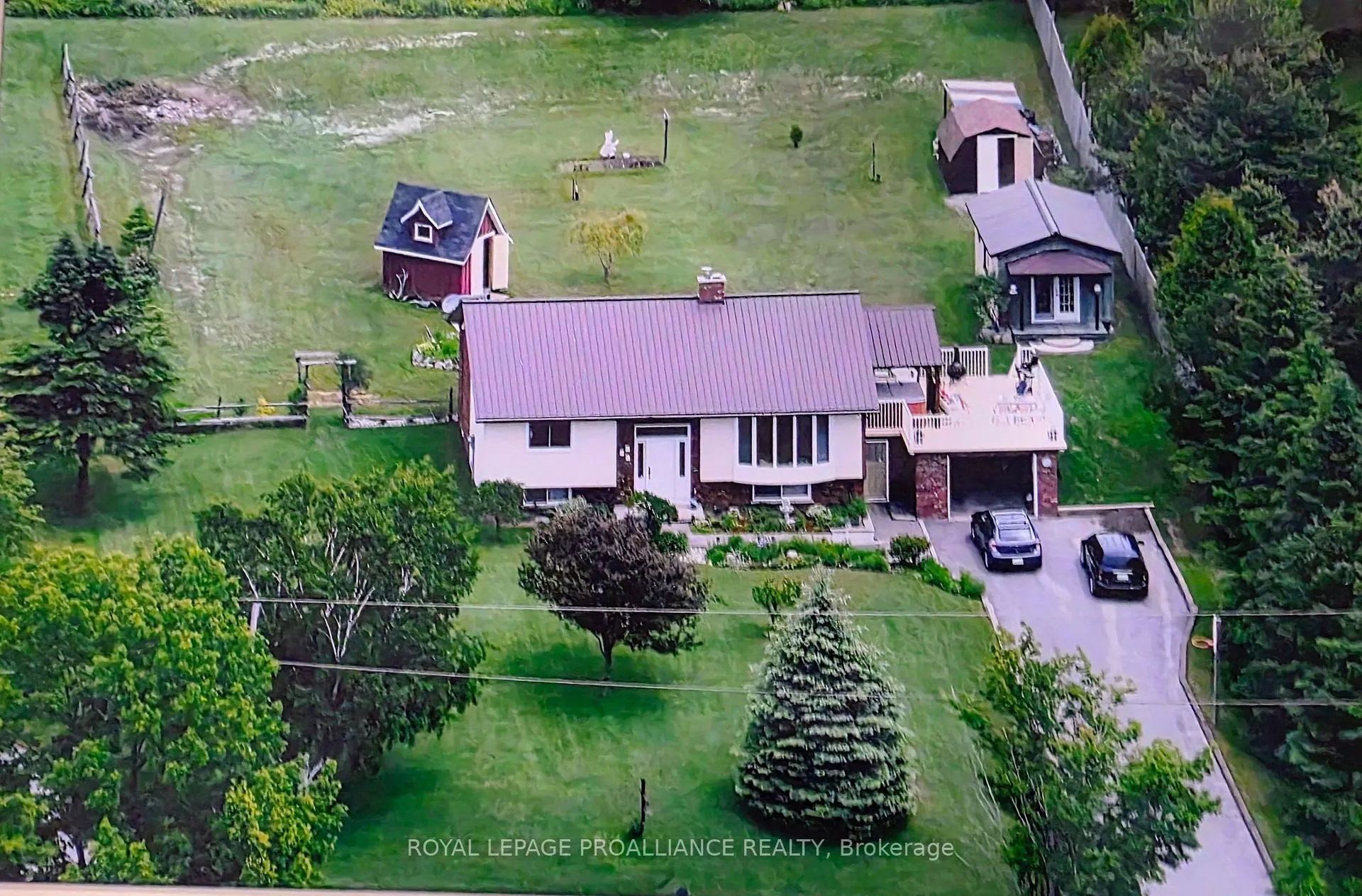 Photo 5 of 2535 Castlehill Drive, Cobourg — HOMEH