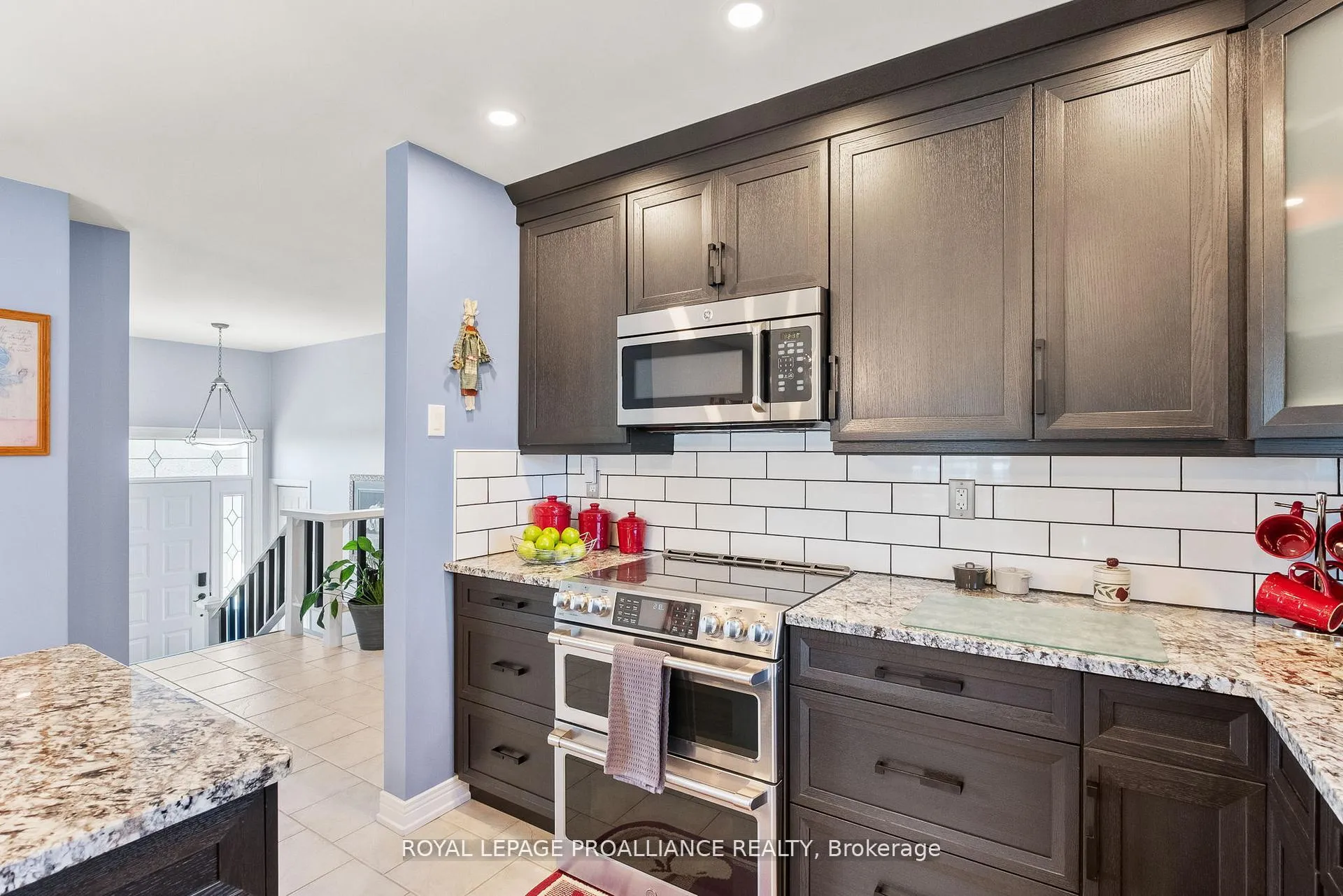 Photo 9 of 2535 Castlehill Drive, Cobourg — HOMEH