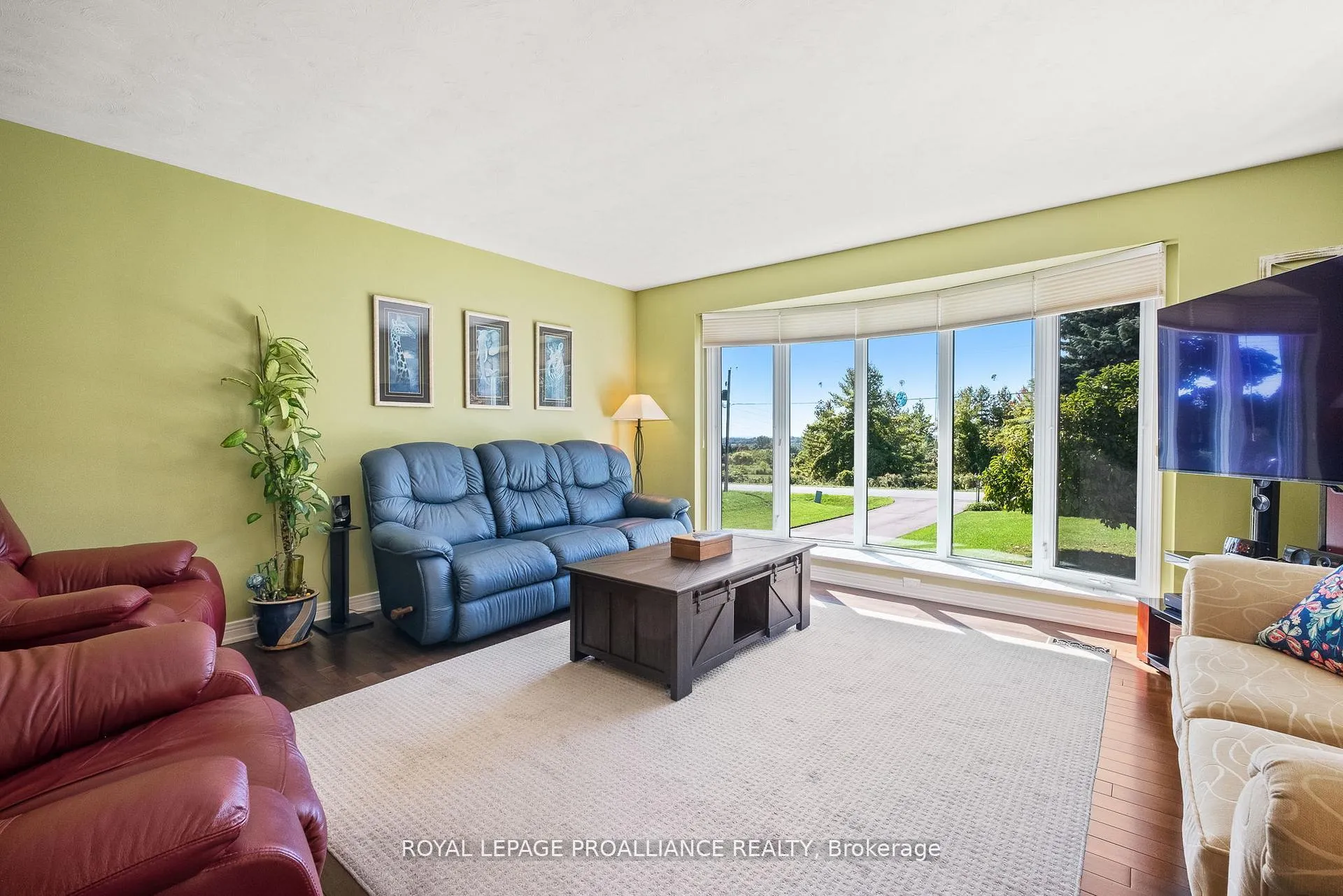 Photo 14 of 2535 Castlehill Drive, Cobourg — HOMEH
