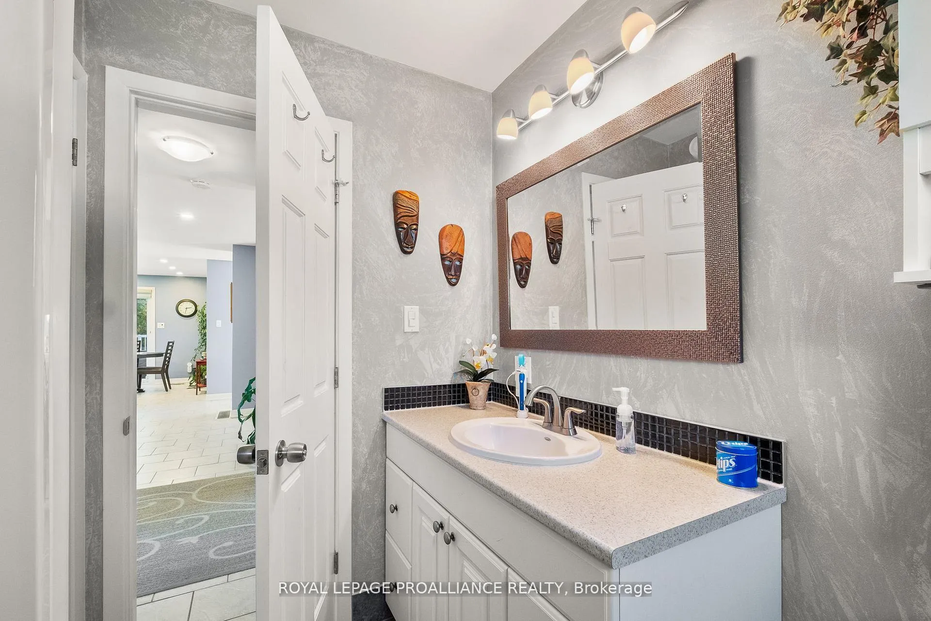 Photo 24 of 2535 Castlehill Drive, Cobourg — HOMEH