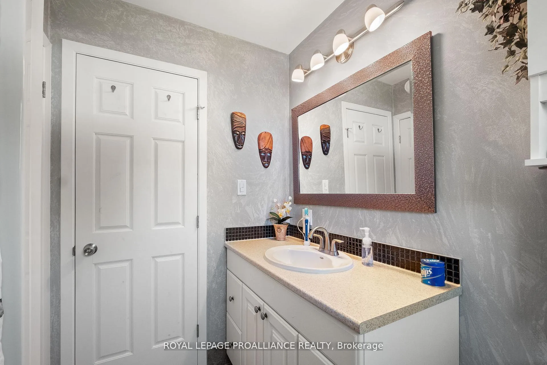 Photo 25 of 2535 Castlehill Drive, Cobourg — HOMEH