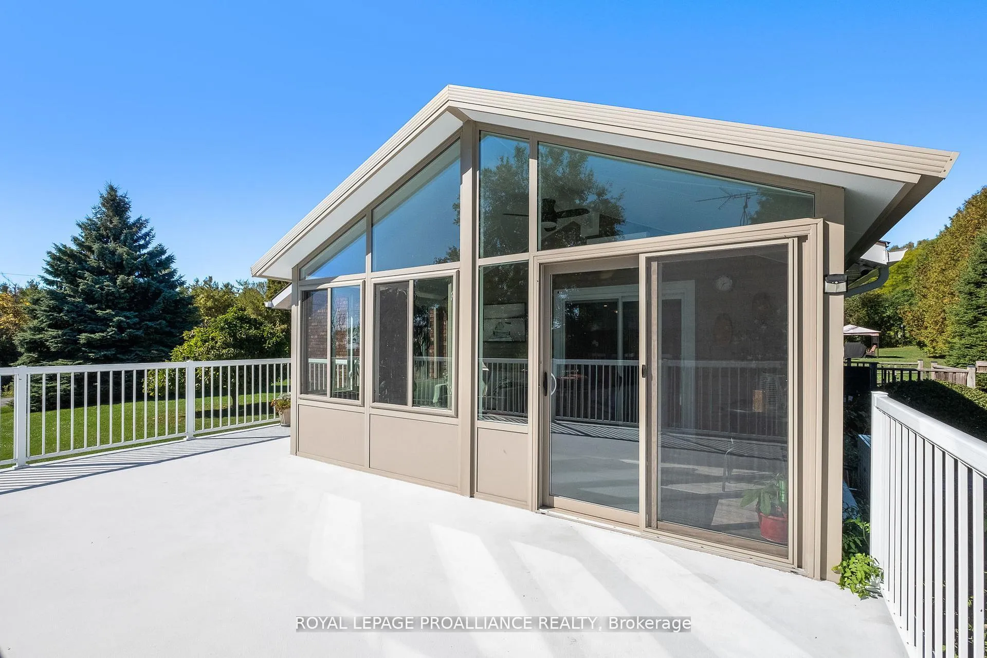 Photo 37 of 2535 Castlehill Drive, Cobourg — HOMEH