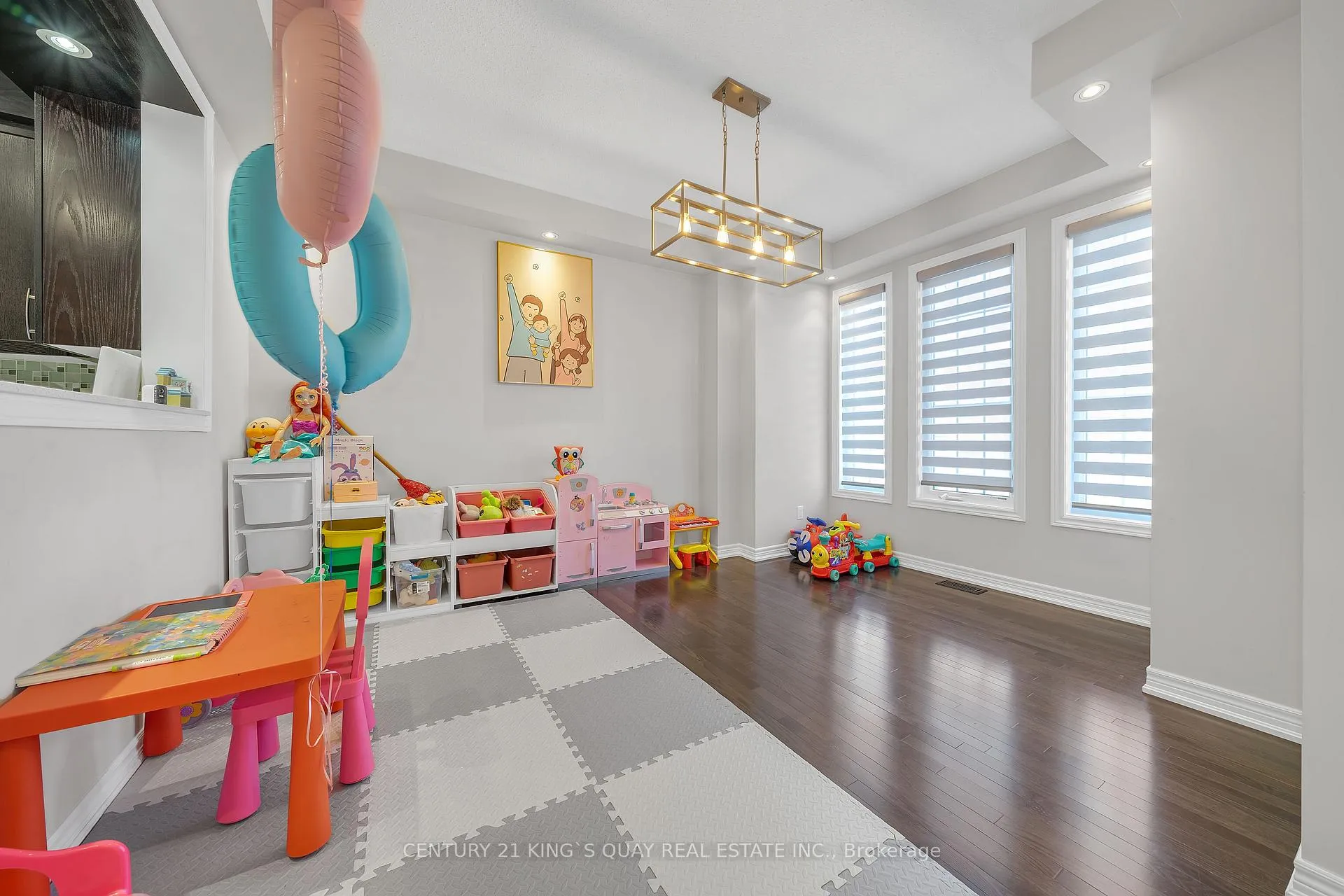 Photo 4 of 19 Vinod Road, Markham, Cornell — HOMEH
