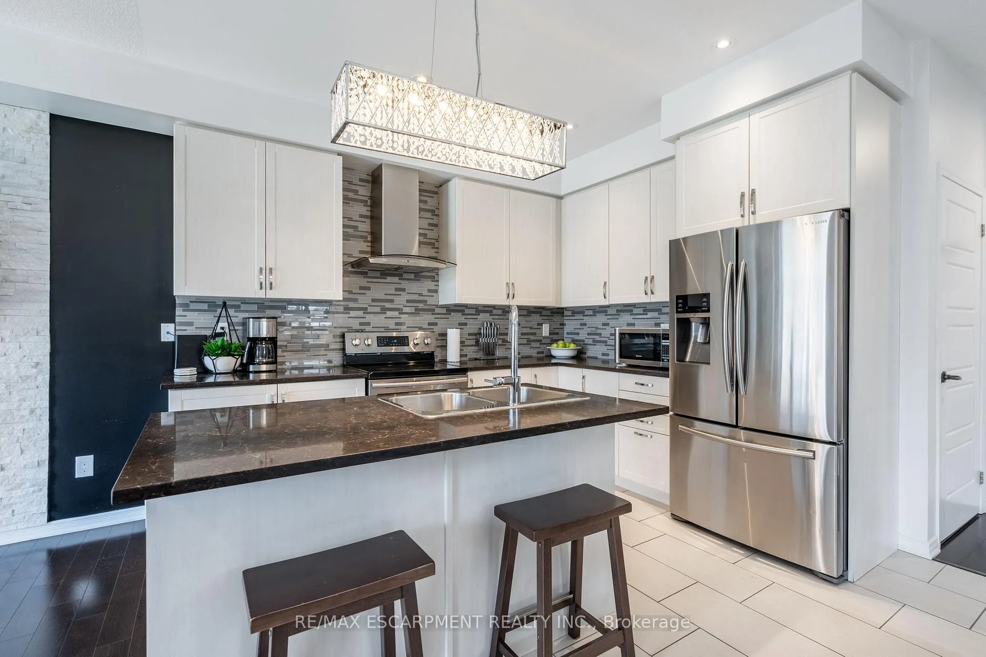 Photo 6 of 17 Kelso Drive, Haldimand — HOMEH