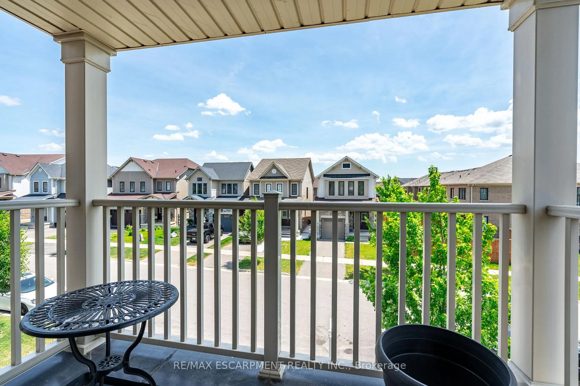 Photo 11 of 17 Kelso Drive, Haldimand — HOMEH