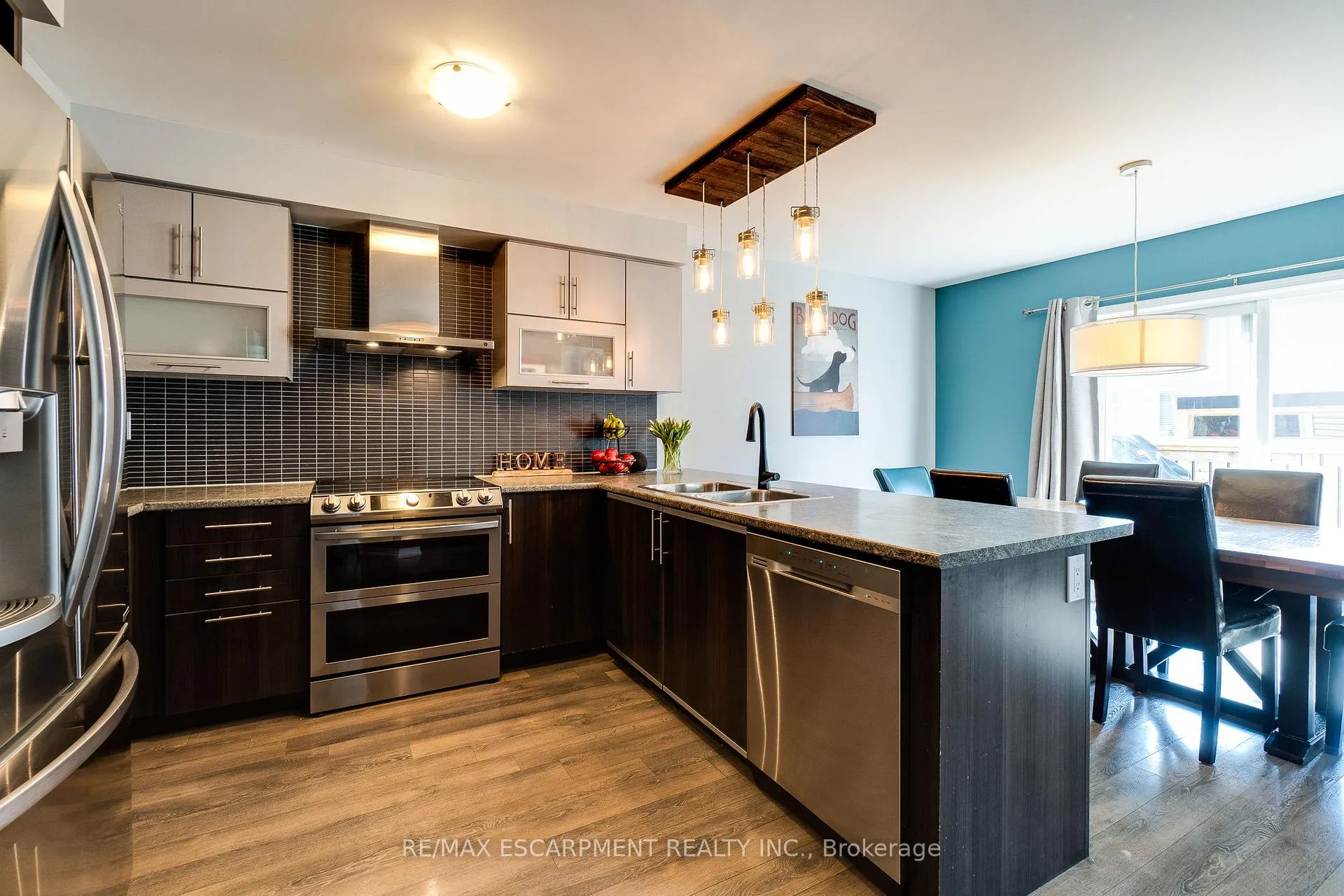 Photo 18 of 170 Binhaven Boulevard, Hamilton, Binbrook — HOMEH