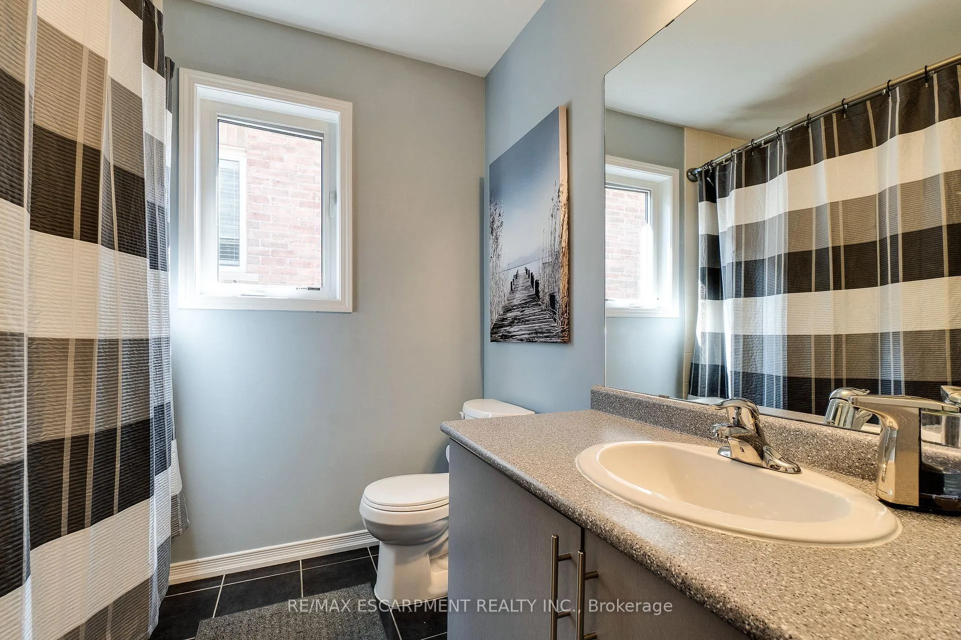 Photo 31 of 170 Binhaven Boulevard, Hamilton, Binbrook — HOMEH