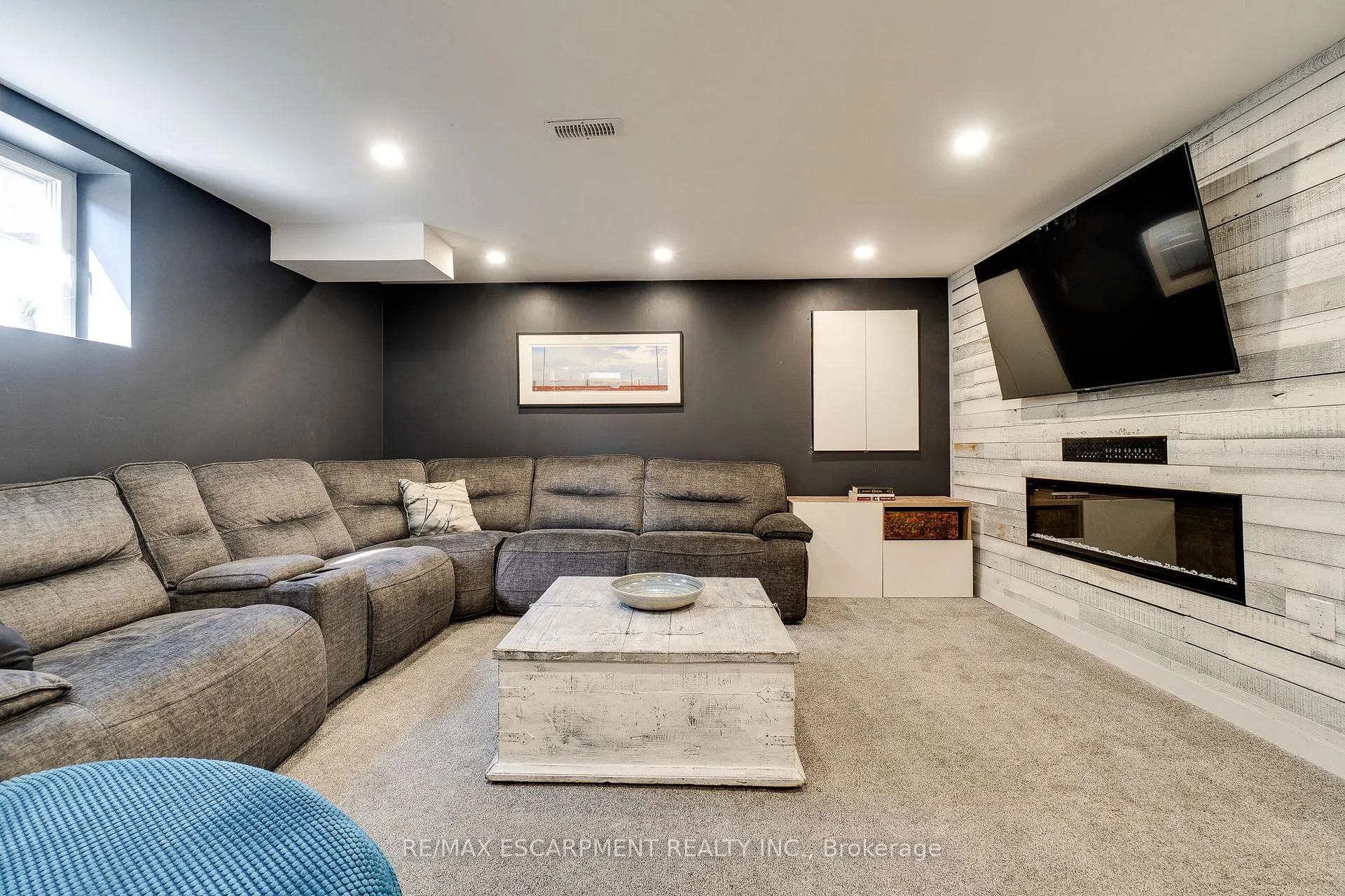 Photo 41 of 170 Binhaven Boulevard, Hamilton, Binbrook — HOMEH
