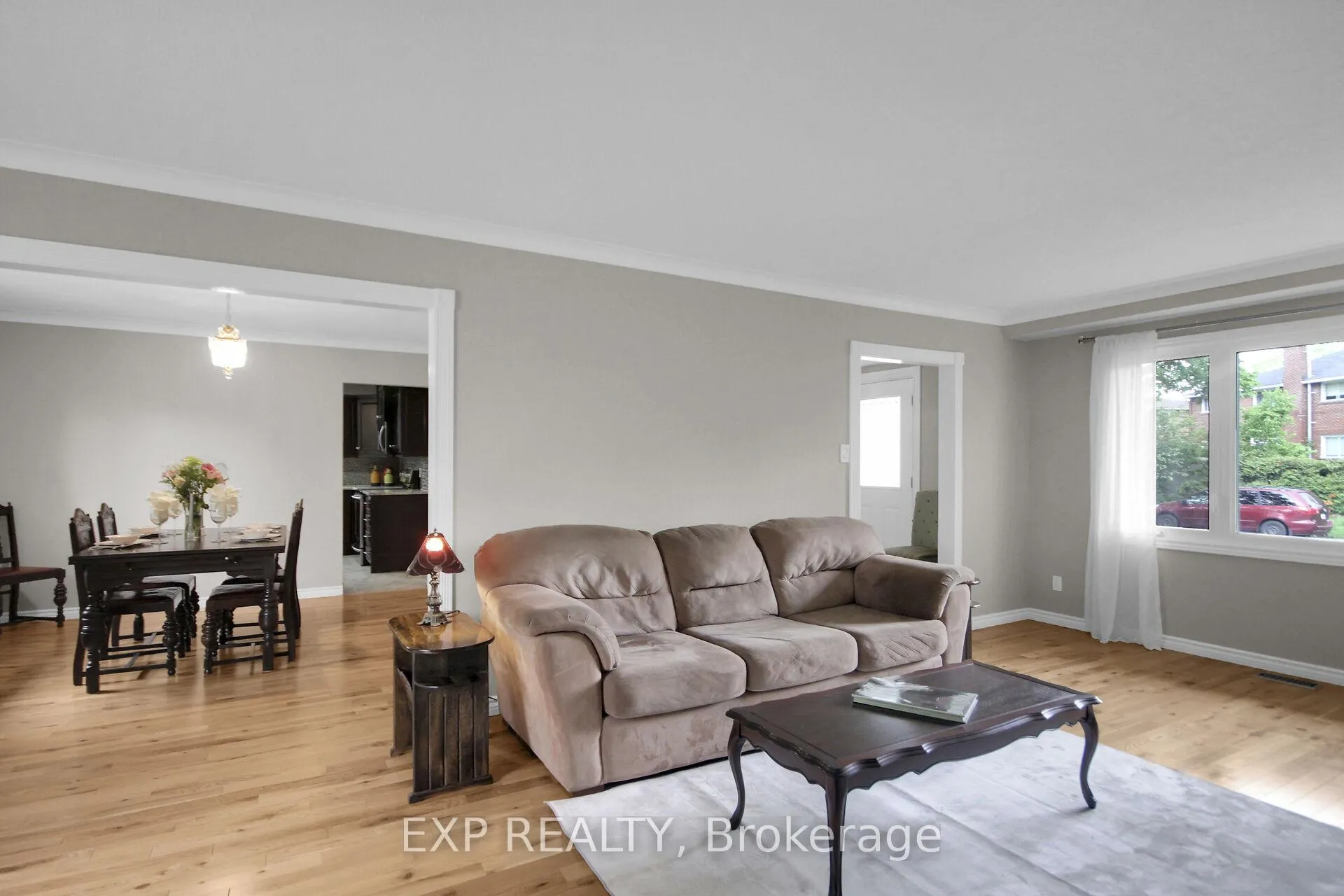 Photo 16 of 2001 Neepawa Avenue, Ottawa, Carlingwood — HOMEH