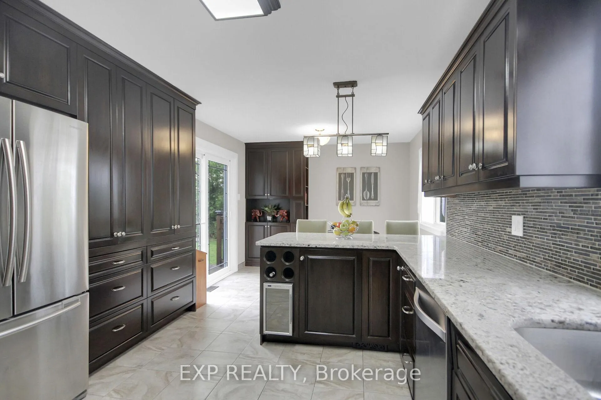Photo 26 of 2001 Neepawa Avenue, Ottawa, Carlingwood — HOMEH