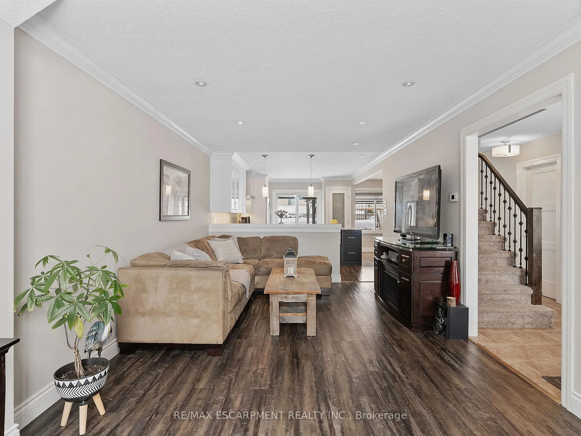 Photo 7 of 25 Lindsay Drive, Haldimand — HOMEH